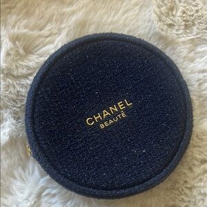 CHANEL Beauté Dark Blue Round Case cosmetic bag